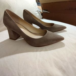 Mark Fisher medium natural suede 100% leather women's zala pumps.
